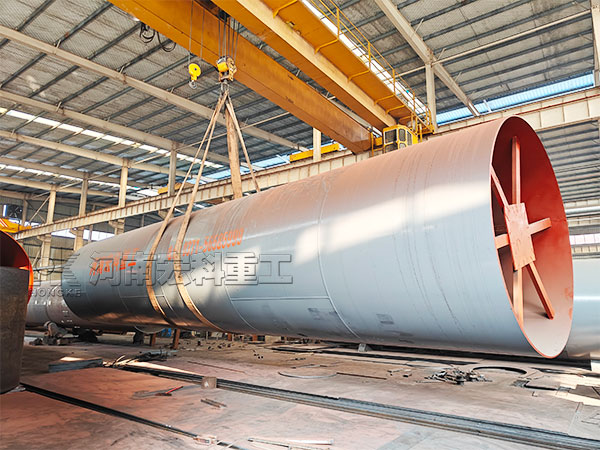 Отгрузка полного комплекта вращающейся печи Φ2,8×60 м с завода Hongke Heavy Industry в Цзыбо